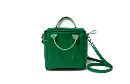 Box Bag in Italian green